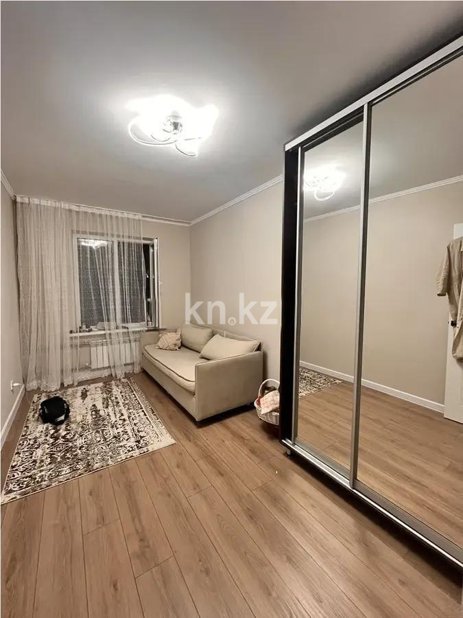 Продажа 4-комнатной квартиры, 84 м², мкр-н Аксай-3а, дом  76 в Алматы - фото 4