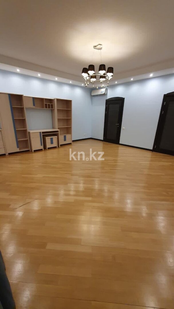 Продажа 4-комнатной квартиры, 220 м² в Алматы - фото 3