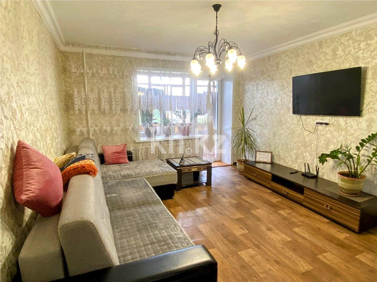 Продажа 4-комнатной квартиры, 75 м², мкр-н 19 в Караганде