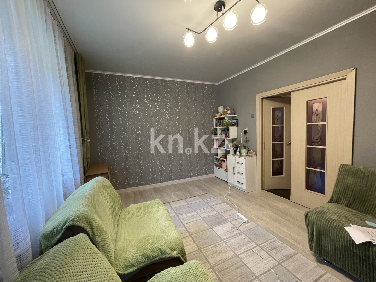 Продажа 3-комнатной квартиры, 62 м², пр. Шакарима, дом  161а в Усть-Каменогорске - фото 2