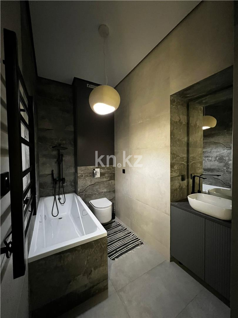 Продажа 4-комнатной квартиры, 93 м², мкр-н Степной-4 в Караганде - фото 10