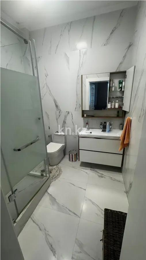 Продажа 3-комнатной квартиры, 165 м², ул. Богенбай батыра, дом  81 в Алматы - фото 5