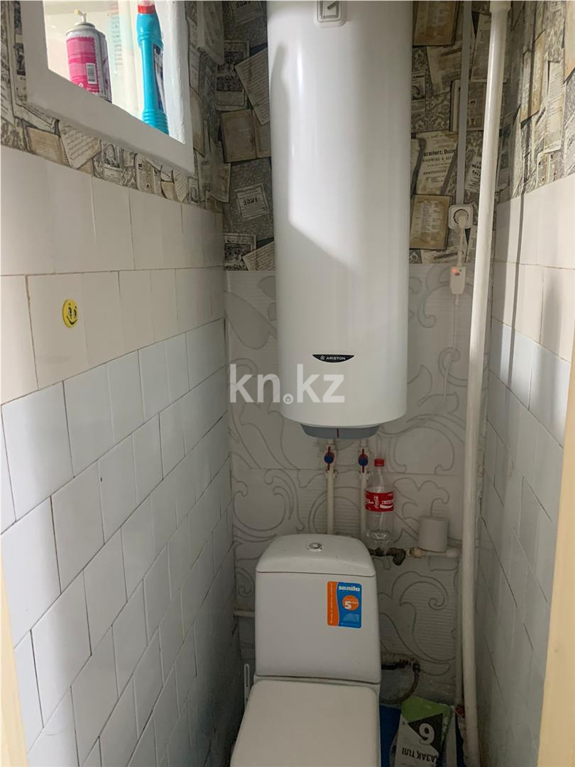 Продажа 2-комнатной квартиры, 44 м², ул. Аманжолова, дом  23 в Караганде - фото 7