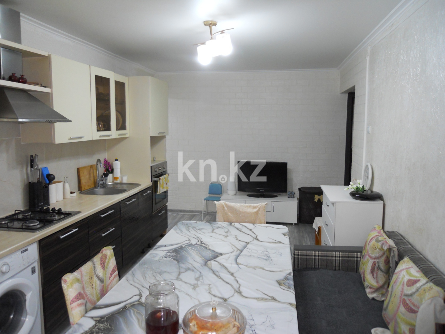 Продажа 3-комнатной квартиры, 67 м² в Алматы - фото 9