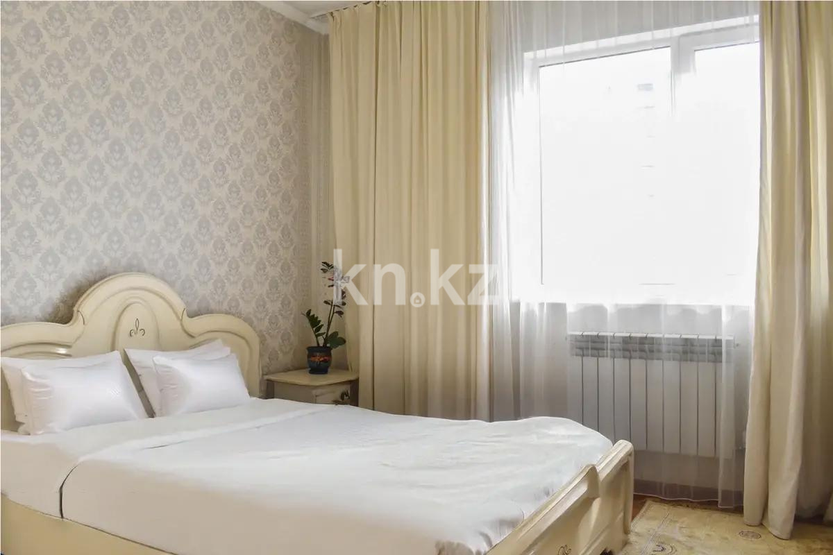 Продажа 2-комнатной квартиры, 55 м², ул. Сатпаева, дом  90/20 в Алматы