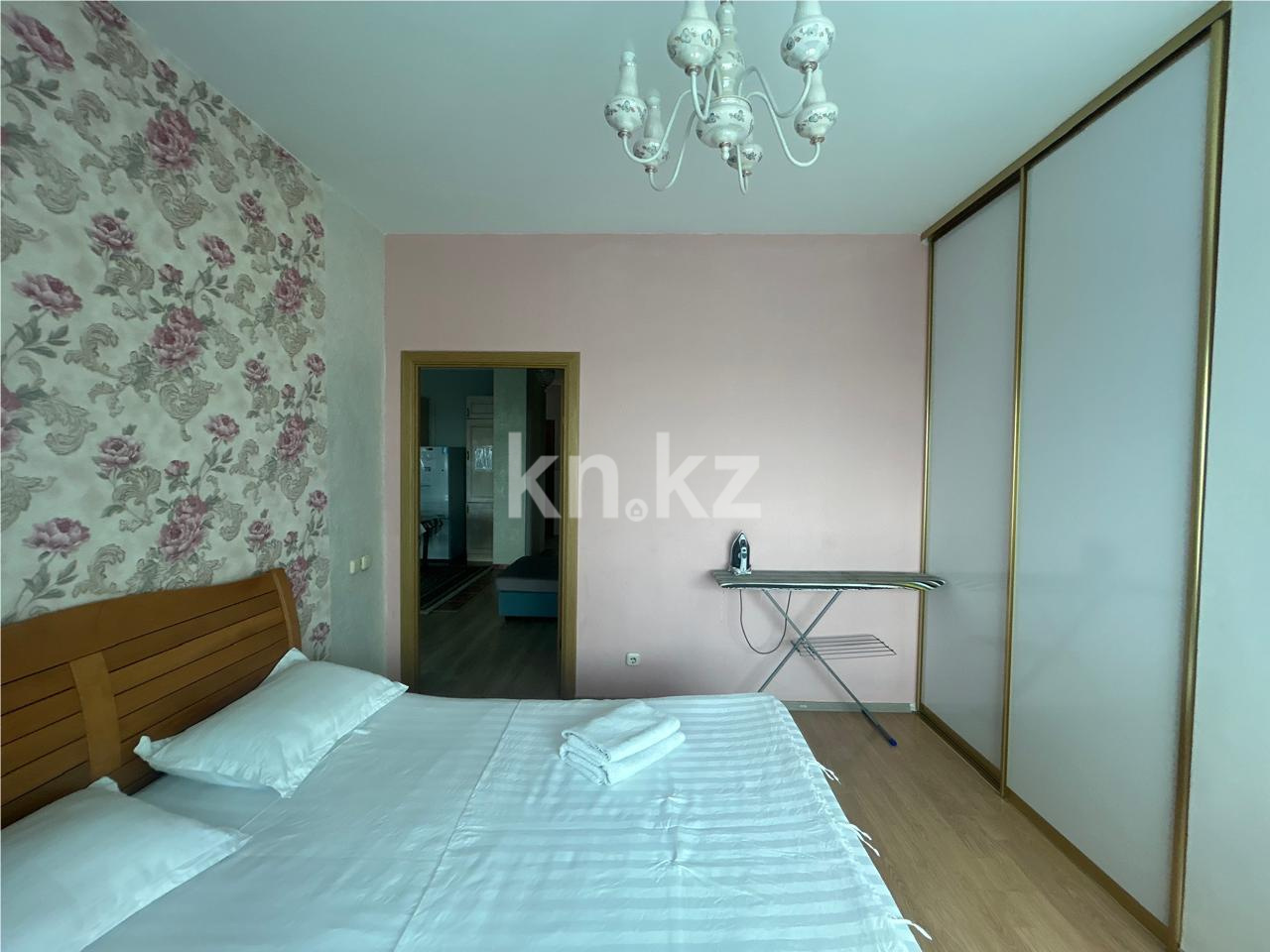 Продажа 3-комнатной квартиры, 100.2 м², ул. Достык в Астане - фото 6