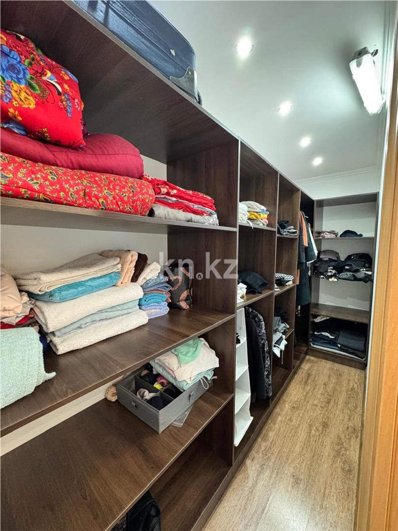 Продажа 2-комнатной квартиры, 73 м², ул. Ермекова в Караганде - фото 7