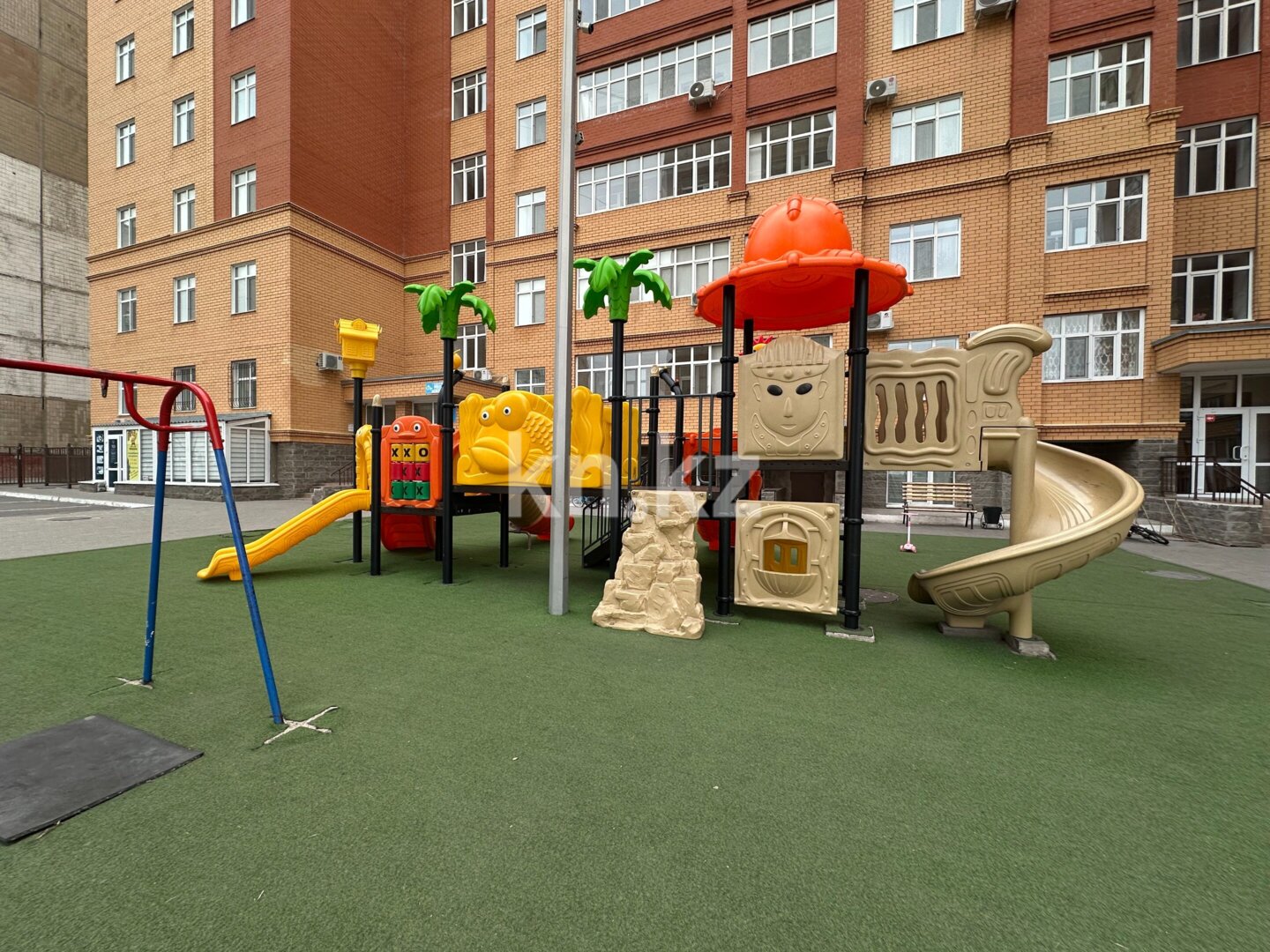Продажа 2-комнатной квартиры, 56.8 м² в Караганде - фото 26