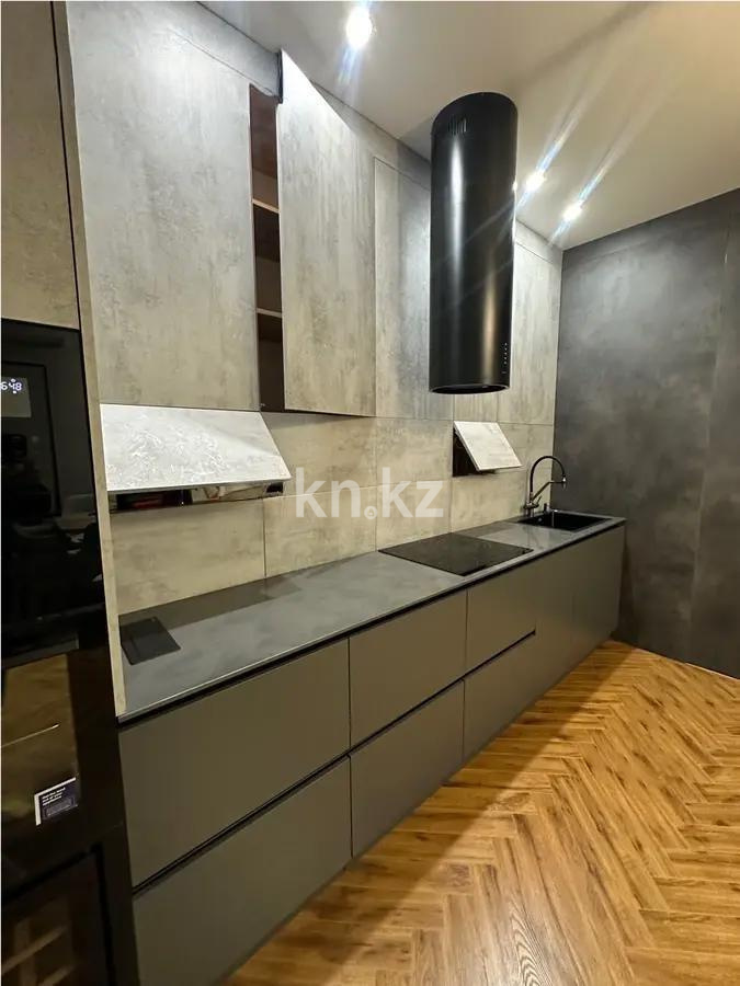 Продажа 2-комнатной квартиры, 95 м², мкр-н Самал-3, дом  15 в Алматы - фото 4