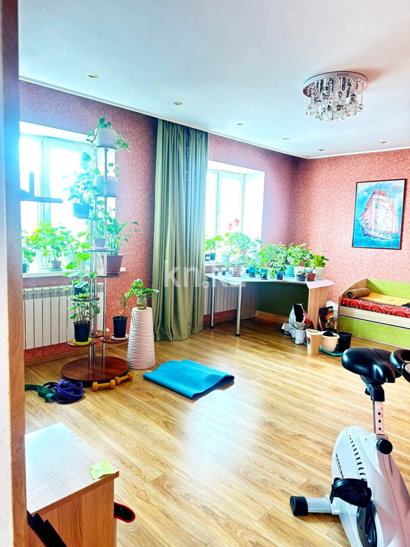 Продажа 4-комнатного дома, 205 м² в Астане - фото 4