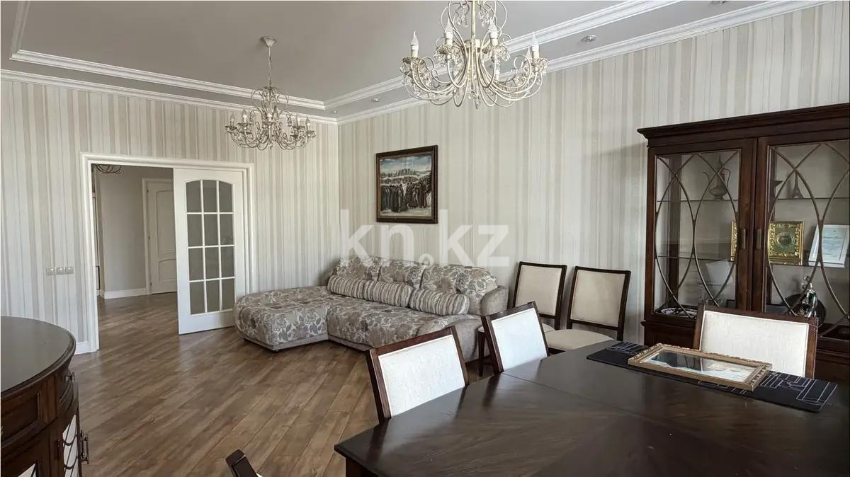 Продажа 4-комнатной квартиры, 181.7 м² в Астане