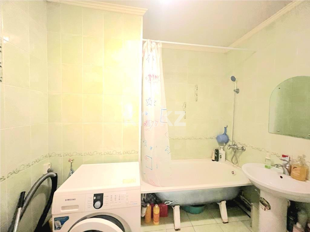 Продажа 3-комнатной квартиры, 61 м², мкр-н 17 в Караганде - фото 12