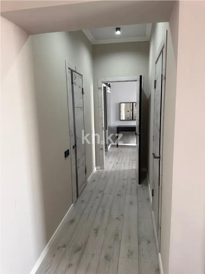 Продажа 3-комнатной квартиры, 79 м², пр. Строителей, дом  33/4 в Караганде - фото 8