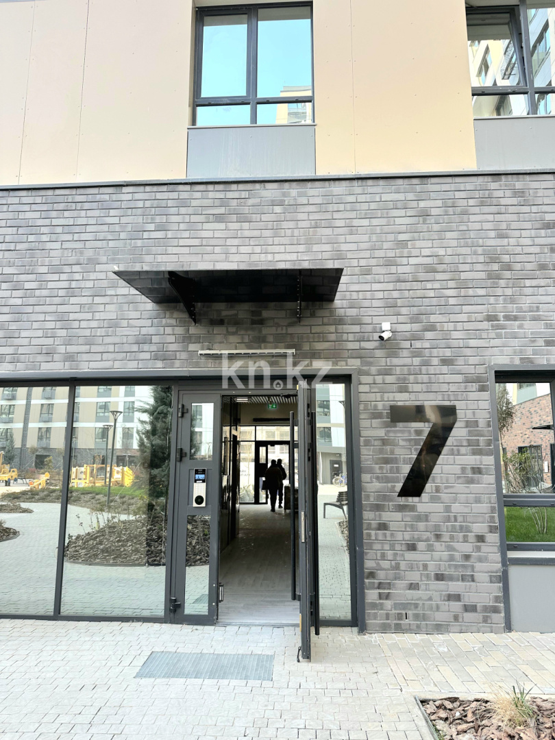 Продажа 1-комнатной квартиры, 43 м², ул. Толеметова, дом  83а в Шымкенте - фото 22