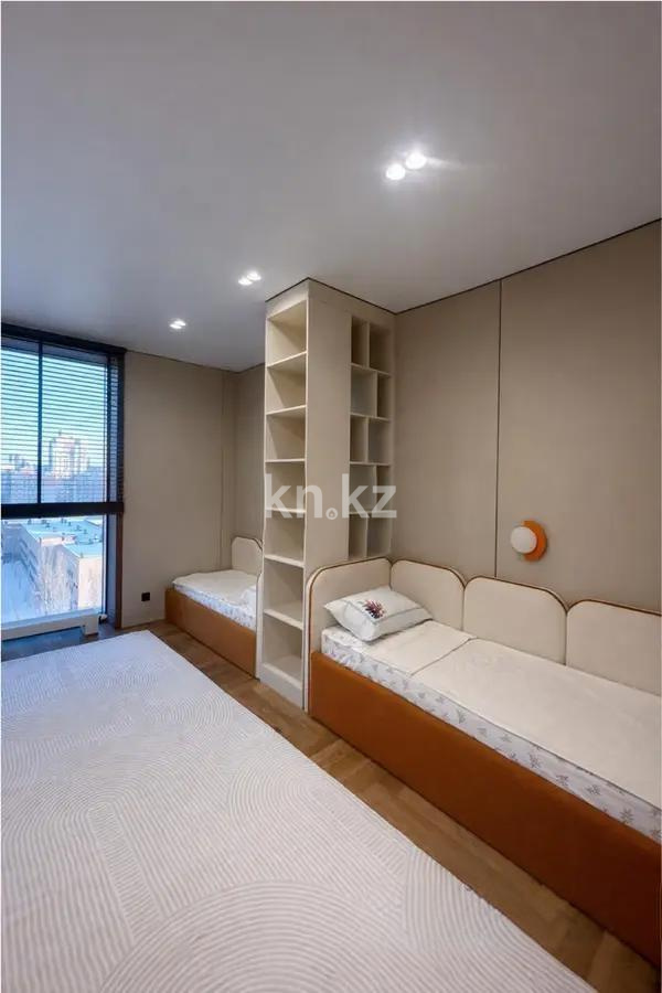 Продажа 4-комнатной квартиры, 111 м² в Астане - фото 3