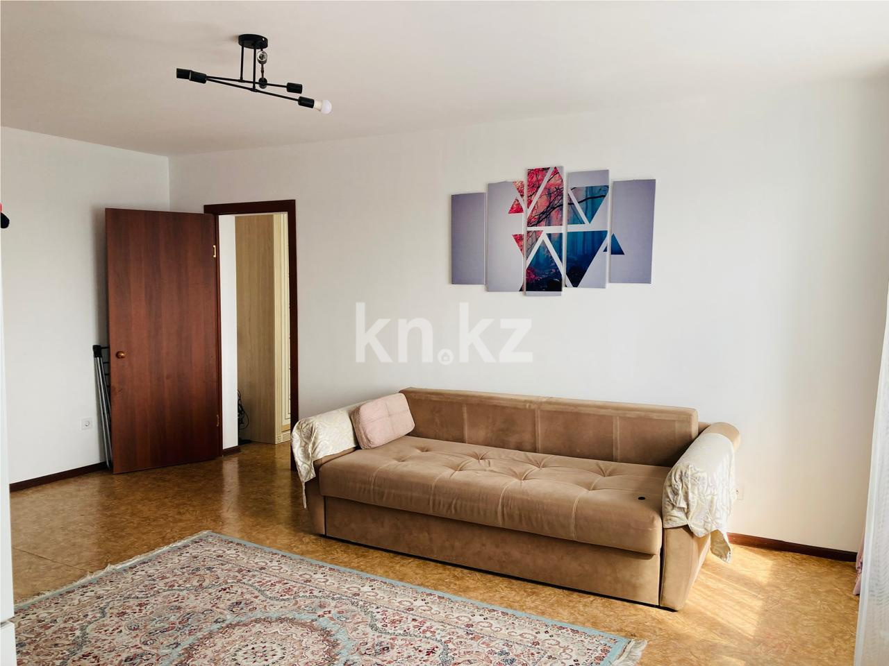 Продажа 2-комнатной квартиры, 54 м², ул. Ашимова в Караганде - фото 3