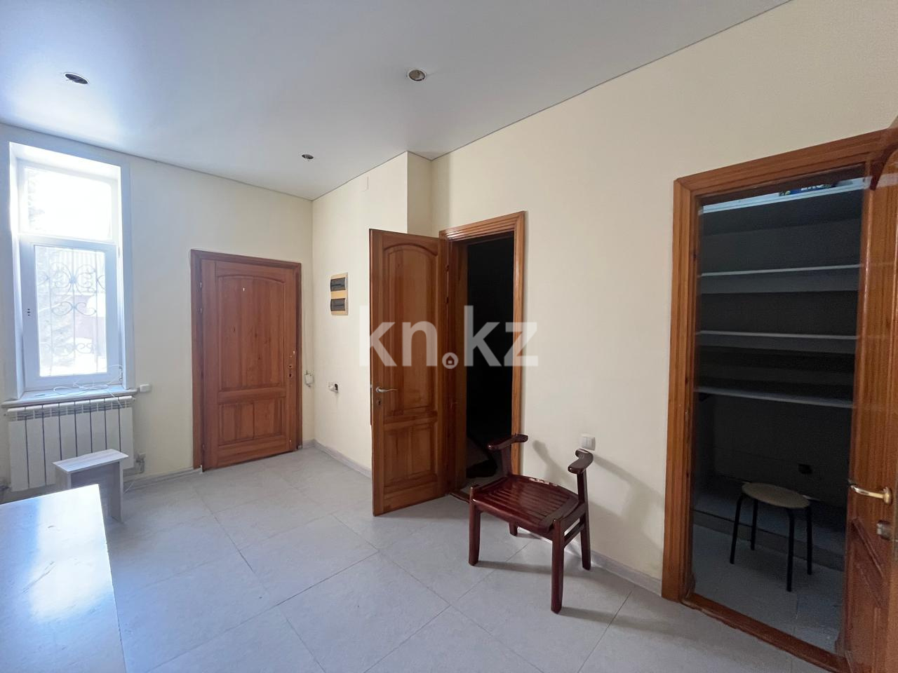 Продажа 8-комнатного дома, 450 м² в Астане - фото 8