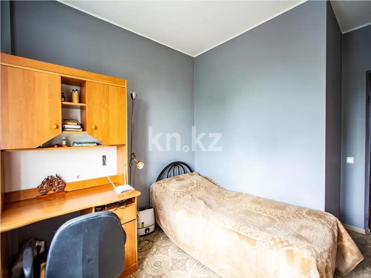 Продажа 3-комнатной квартиры, 75 м², пр. Райымбека, дом  247а в Алматы - фото 3