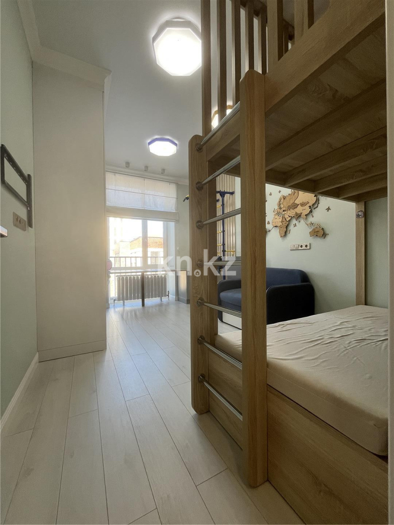 Продажа 3-комнатной квартиры, 110 м², ул. Ашимова, дом  21 в Караганде - фото 17