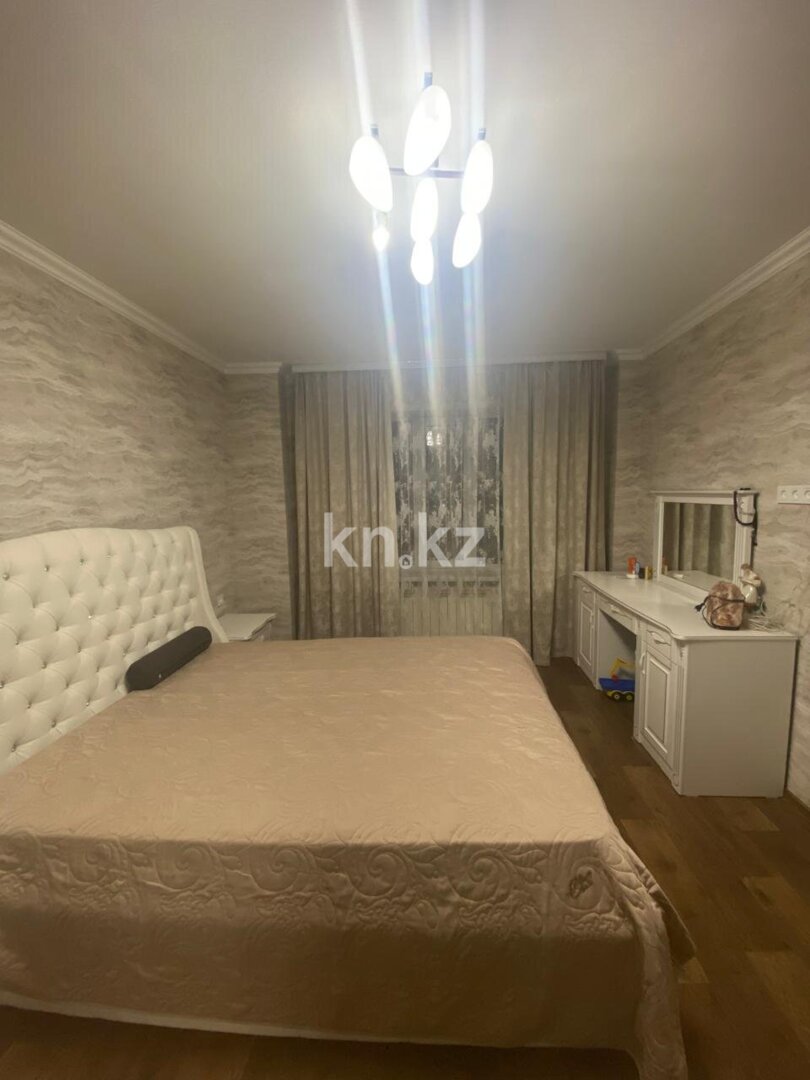 Продажа 3-комнатной квартиры, 98.2 м² в Караганде - фото 6