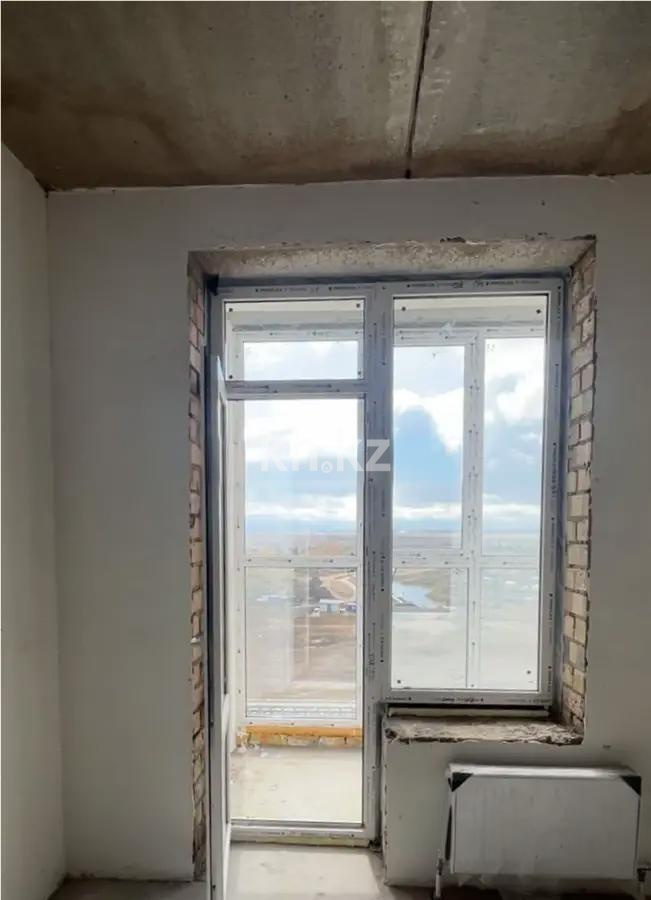 Продажа 2-комнатной квартиры, 40 м², ул. Нажимеденова, дом  52б в Астане - фото 2