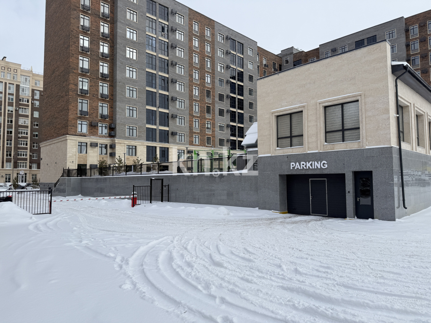 Продажа 4-комнатной квартиры, 110 м² в Караганде