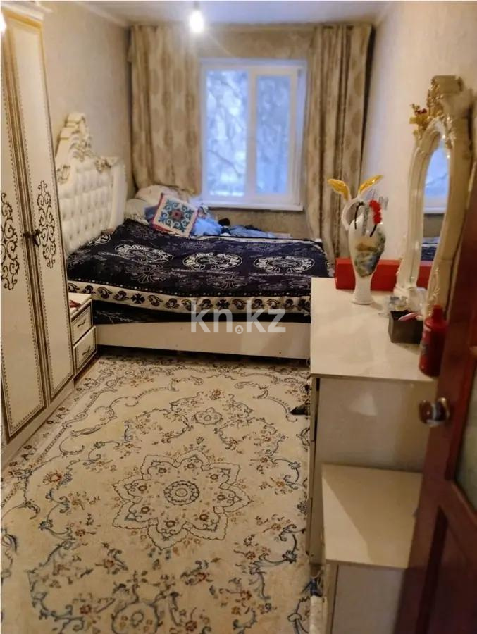 Продажа 3-комнатной квартиры, 60 м², мкр-н Аксай-3, дом  15 в Алматы