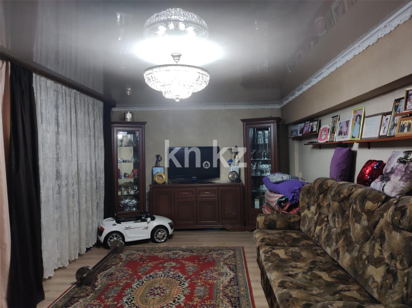 Продажа 3-комнатной квартиры, 84 м², мкр-н 22 в Караганде