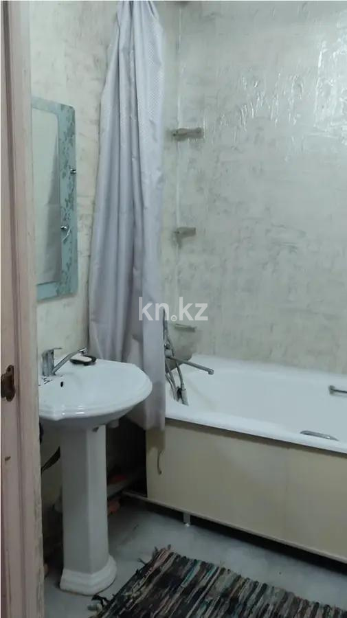 Продажа 2-комнатной квартиры, 65 м² в Алматы - фото 4