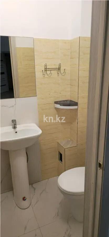 Продажа 3-комнатной квартиры, 67.5 м² в Алматы - фото 4