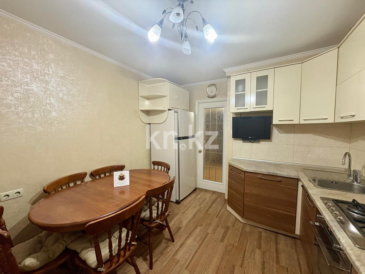 Продажа 3-комнатной квартиры, 70 м², мкр. Мамыр-2 в Алматы - фото 3