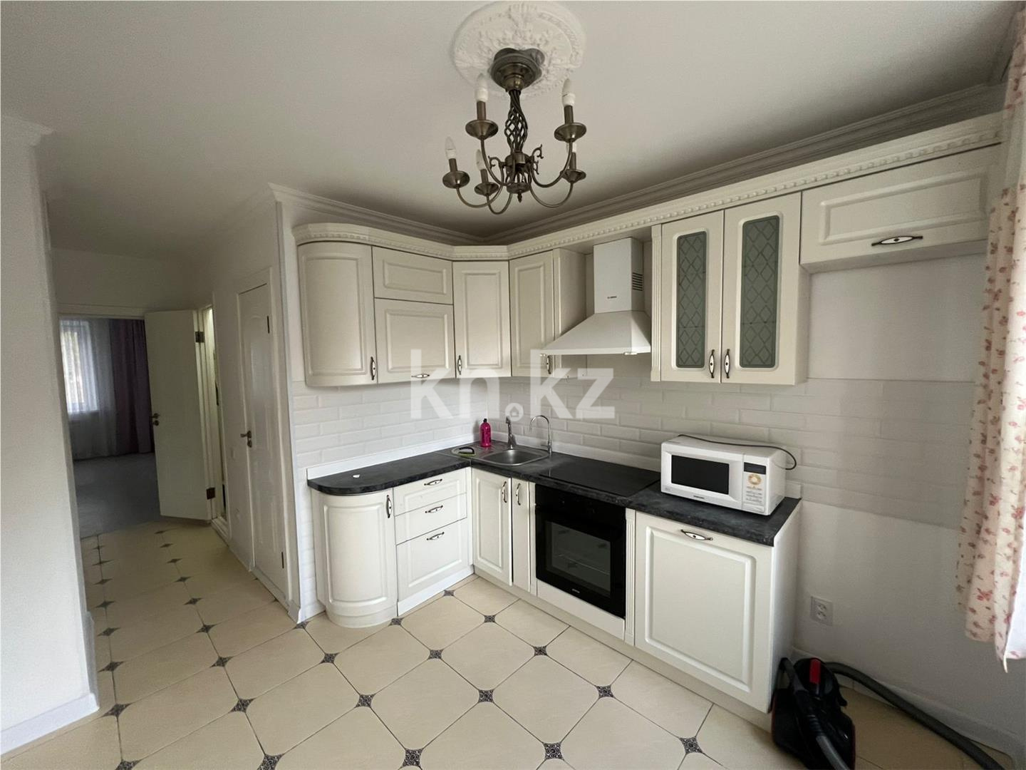 Продажа 3-комнатной квартиры, 72 м² в Караганде