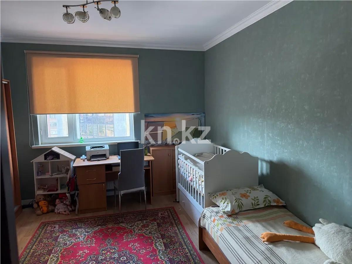 Продажа 2-комнатной квартиры, 70.8 м², пр. Кудайбердыулы, дом  17 блок 1/10 в Астане