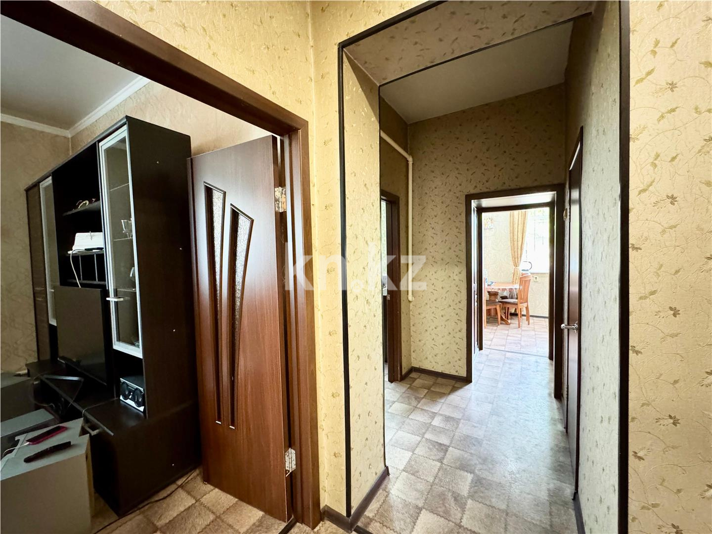 Продажа 3-комнатной квартиры, 76 м², ул. Медицинская, дом  68а в Караганде - фото 9