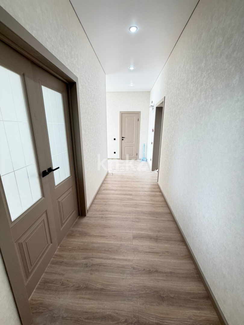Продажа 2-комнатной квартиры, 71.7 м² в Уральске - фото 11