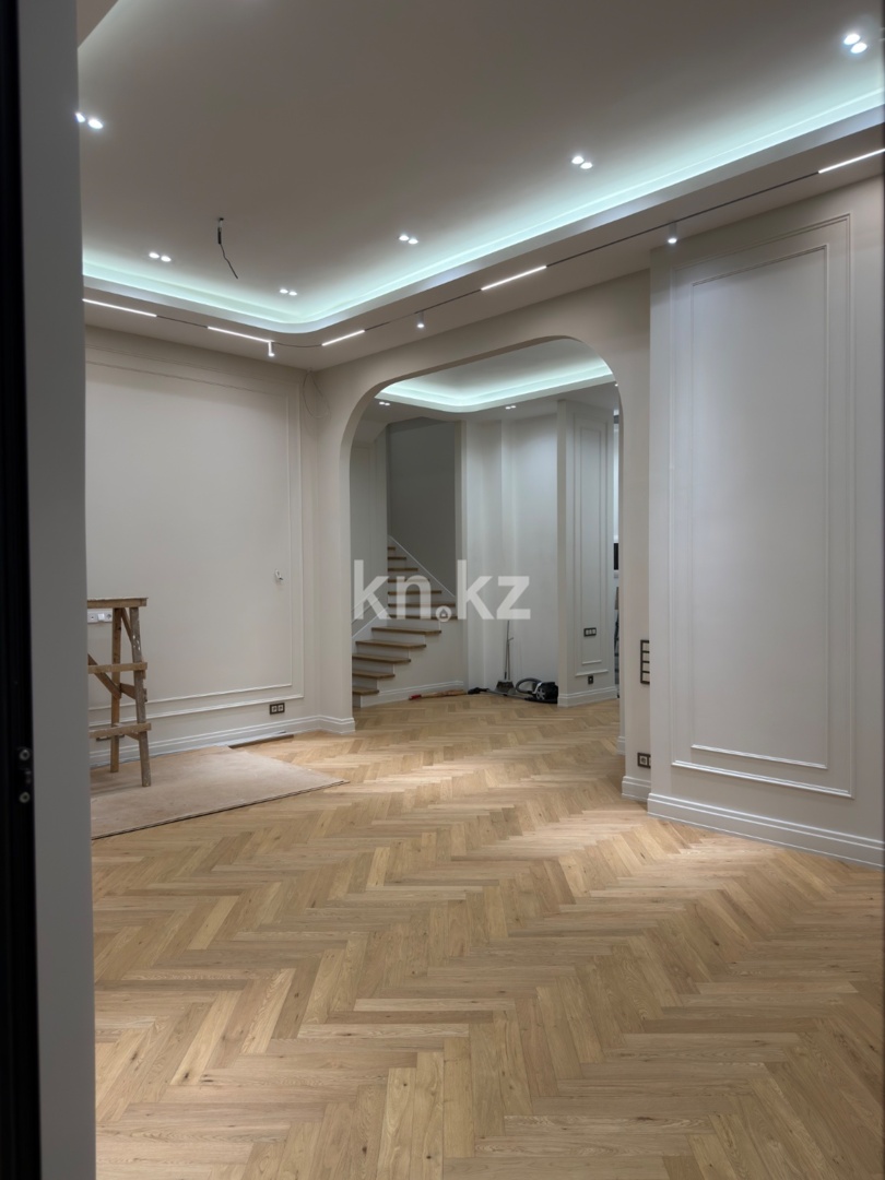 Продажа 5-комнатной квартиры, 237 м² в Алматы