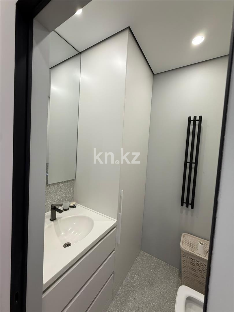 Продажа 2-комнатной квартиры, 68 м² в Караганде - фото 11