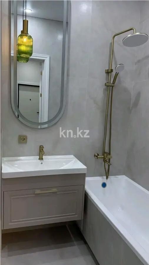 Продажа 2-комнатной квартиры, 70 м² в Астане - фото 5