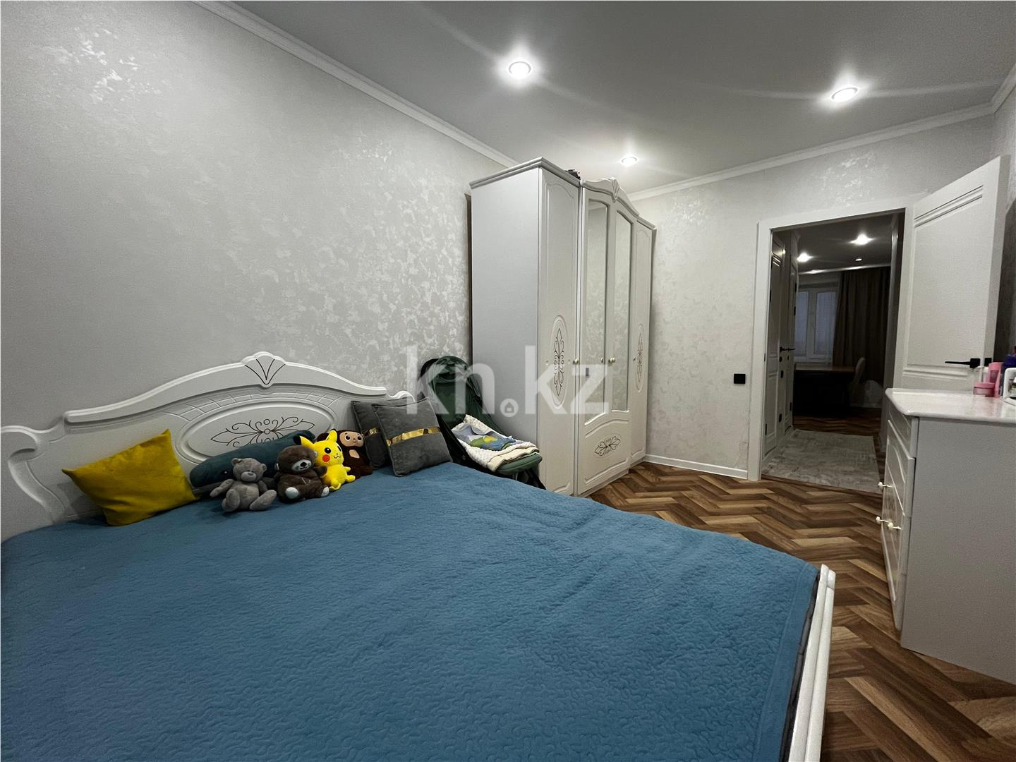 Продажа 3-комнатной квартиры, 65 м², мкр-н Голубые Пруды в Караганде - фото 4