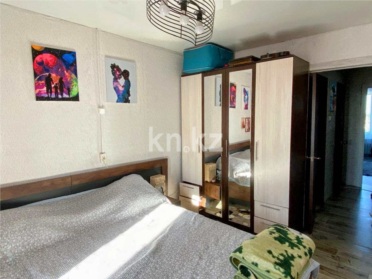 Продажа 3-комнатной квартиры, 65 м², мкр-н 15 в Караганде - фото 4