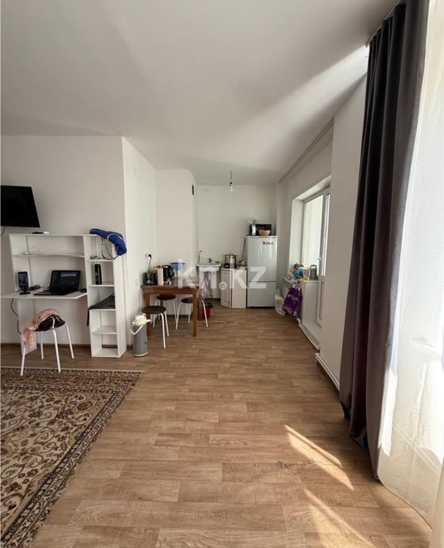 Продажа 1-комнатной квартиры, 37 м², ул. Ашимова, дом  24 в Караганде - фото 3