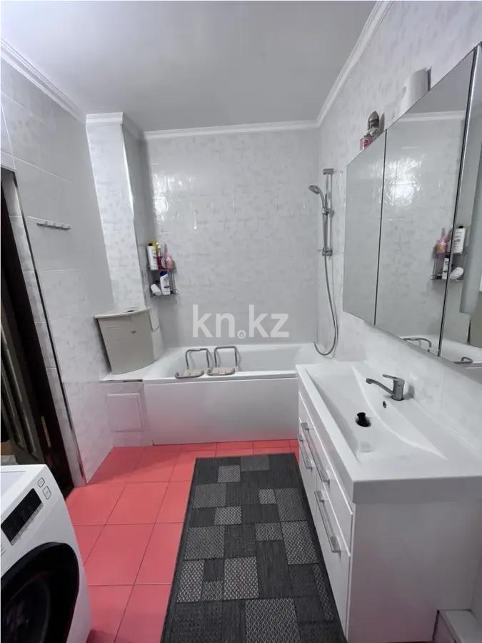 Продажа 3-комнатной квартиры, 98 м², пр. Момышулы, дом  12 в Астане - фото 4