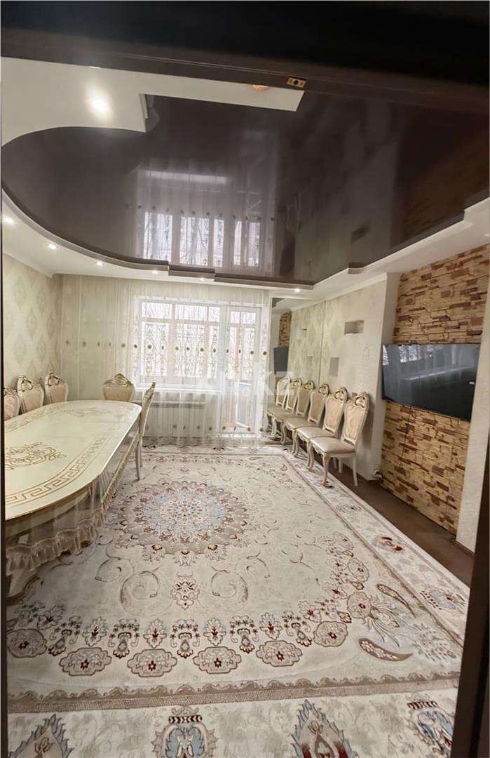 Продажа 4-комнатной квартиры, 78 м² в Караганде