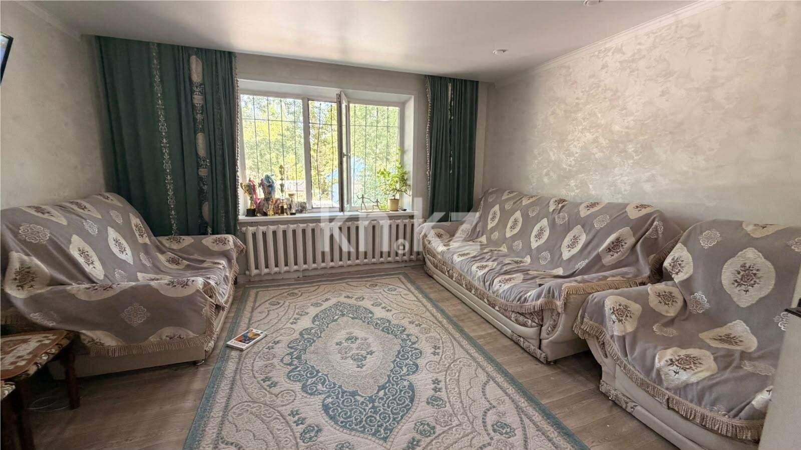 Продажа 4-комнатной квартиры, 81 м² в Караганде