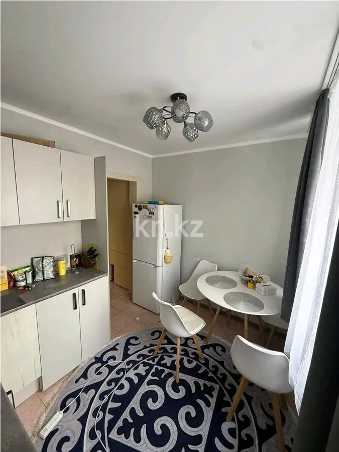 Продажа 3-комнатной квартиры, 72.8 м², ул. Пушкина, дом  102 в Алматы - фото 4