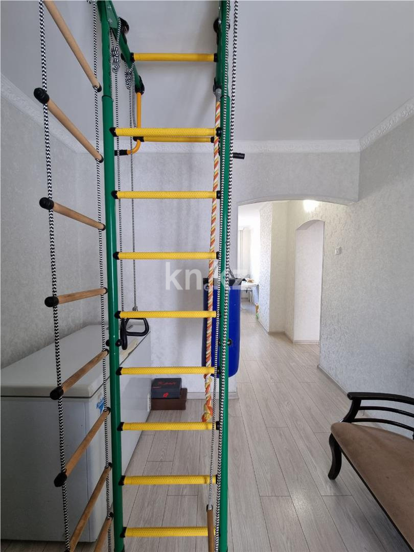 Продажа 4-комнатной квартиры, 83 м², мкр-н Степной-2 в Караганде - фото 15