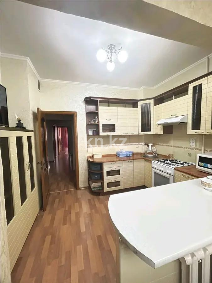 Продажа 3-комнатной квартиры, 80 м², ул. Кажымукана, дом  8 в Алматы - фото 4