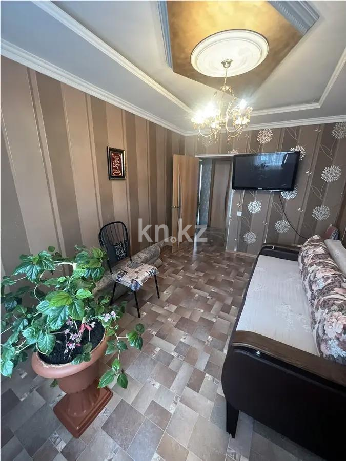 Продажа 3-комнатной квартиры, 64 м², ул. Университетская, дом  11 в Караганде - фото 3