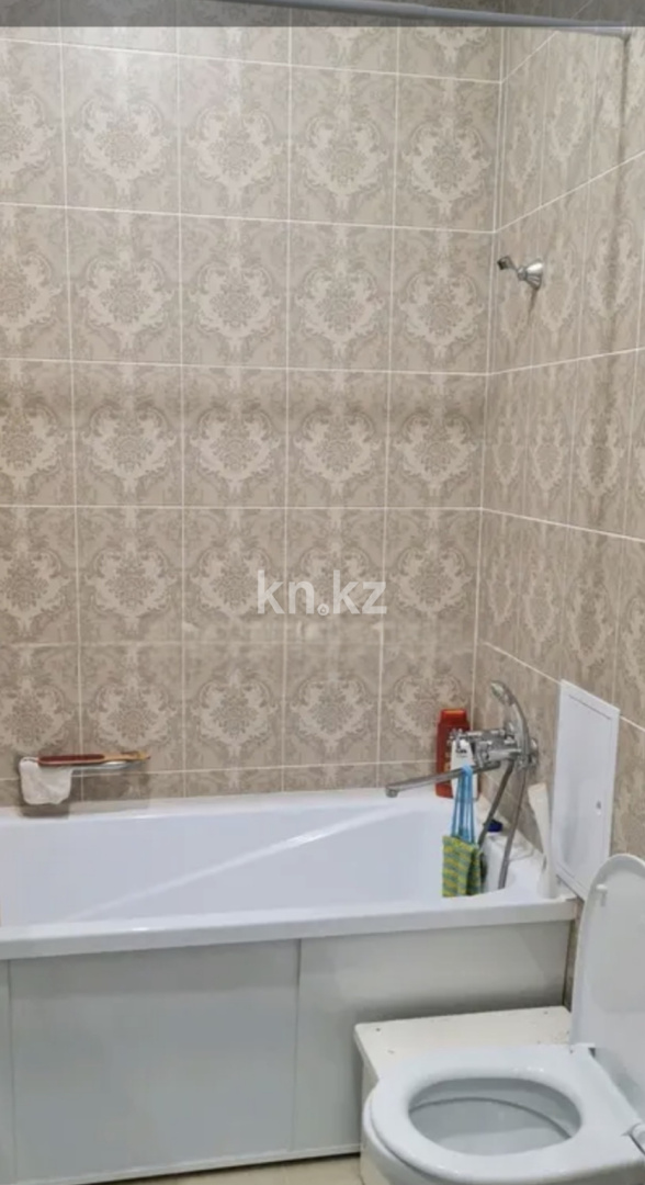 Продажа 3-комнатной квартиры, 83.9 м², ул. Муканова, дом  51/8 в Караганде - фото 12