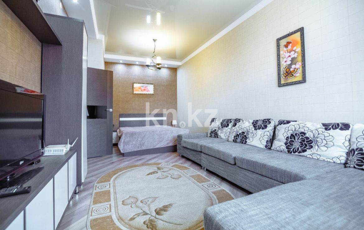 Аренда 1-комнатной квартиры посуточно, 45 м², пр. Кабанбай батыра, дом  29 - ул. Сыганак в Астане - фото 4